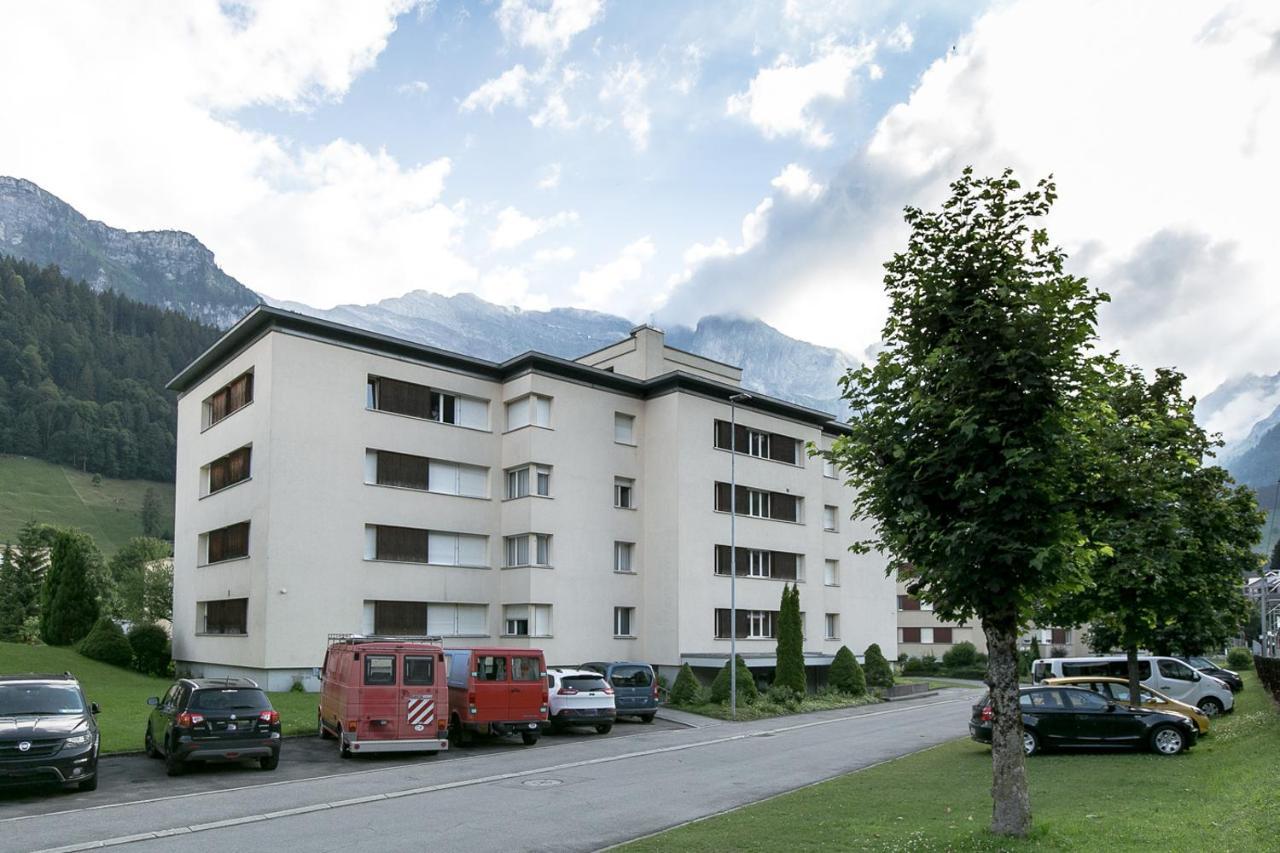 Spirit Apartments - Studio 1 - Kueche - Parkplatz Engelberg Exterior photo