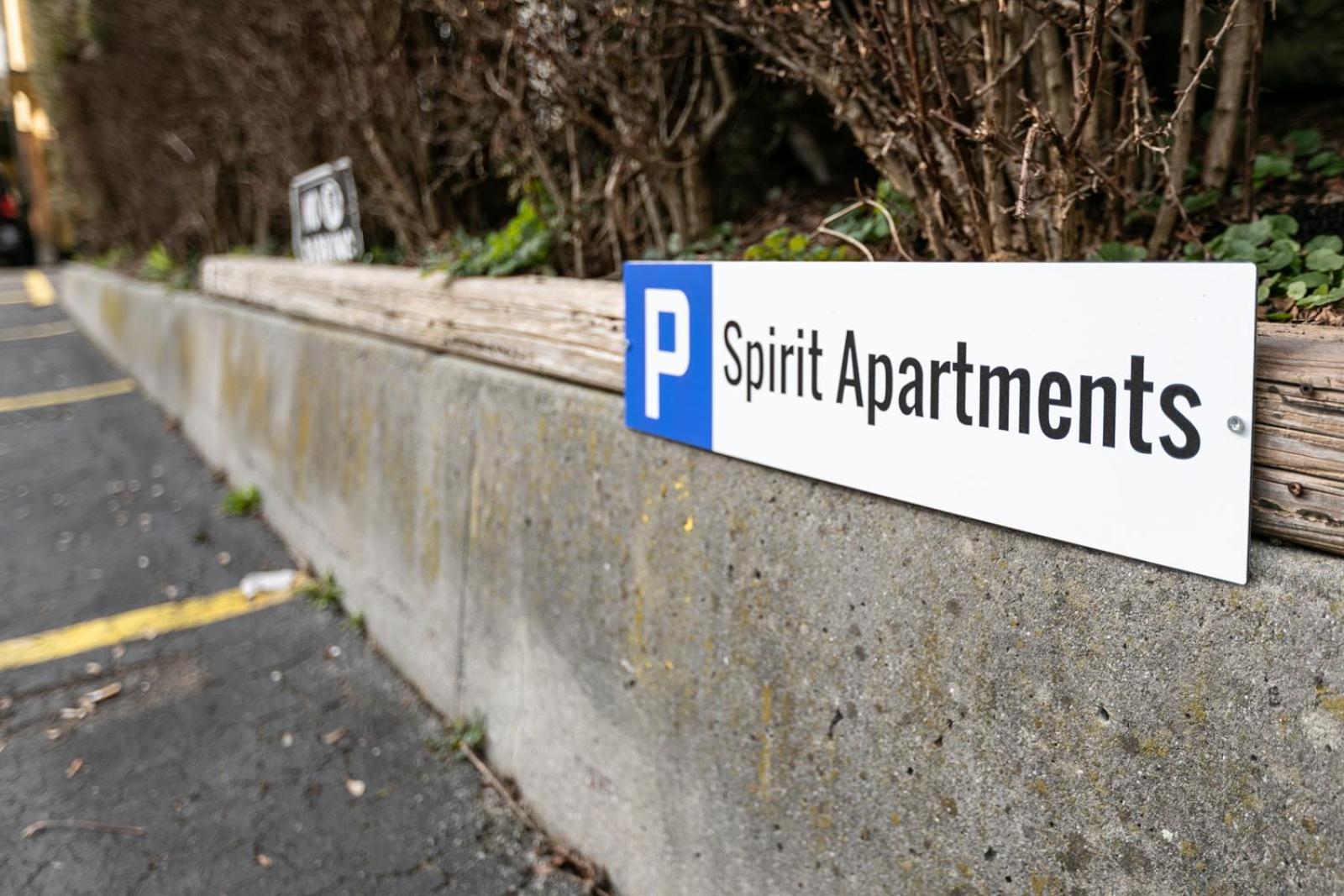 Spirit Apartments - Studio 1 - Kueche - Parkplatz Engelberg Exterior photo
